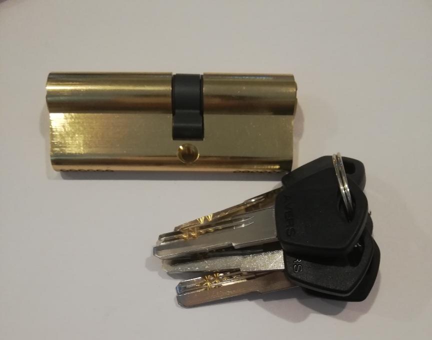 № 678 AVERS35*45 т-л